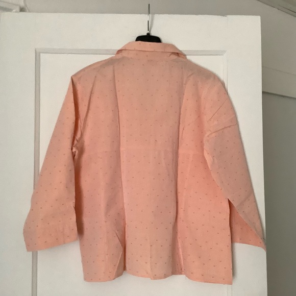 Norm Thompson Button Front Top - Picture 4 of 13